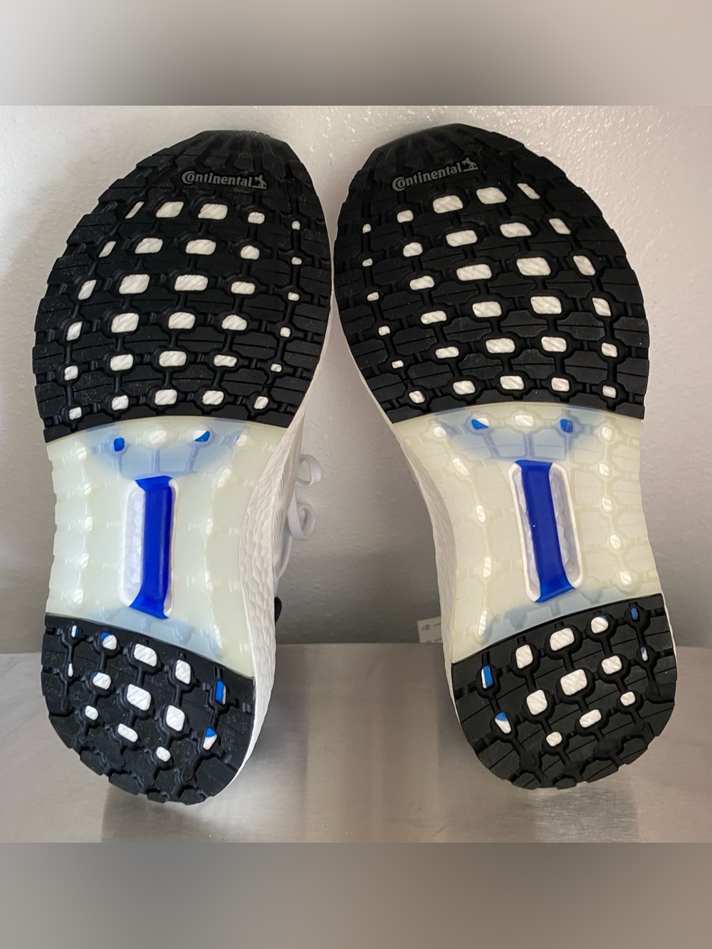 NEW-ADIDAS WOMENS SUPER LIGHTWEIGHT ATHLETIC RUNNING SHOE - Picture 12 of 15